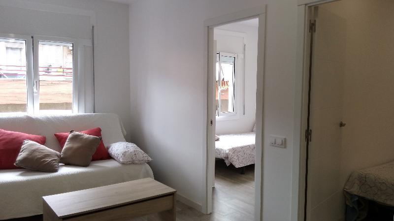 Castel Apartments L'Hospitalet de Llobregat Extérieur photo